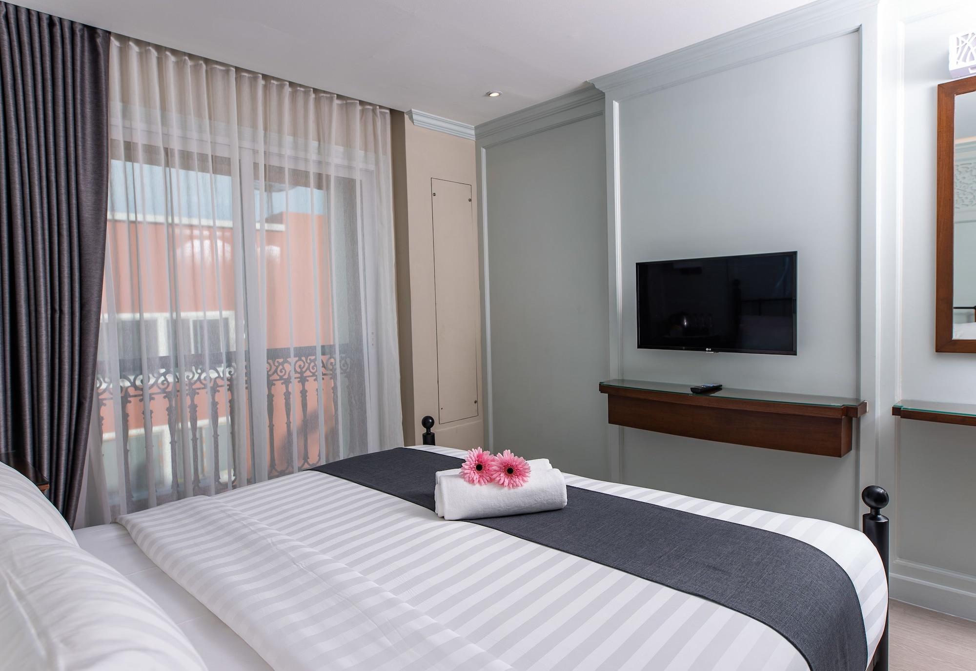 Dang Derm In The Park Khaosan Hotel Banguecoque Exterior foto