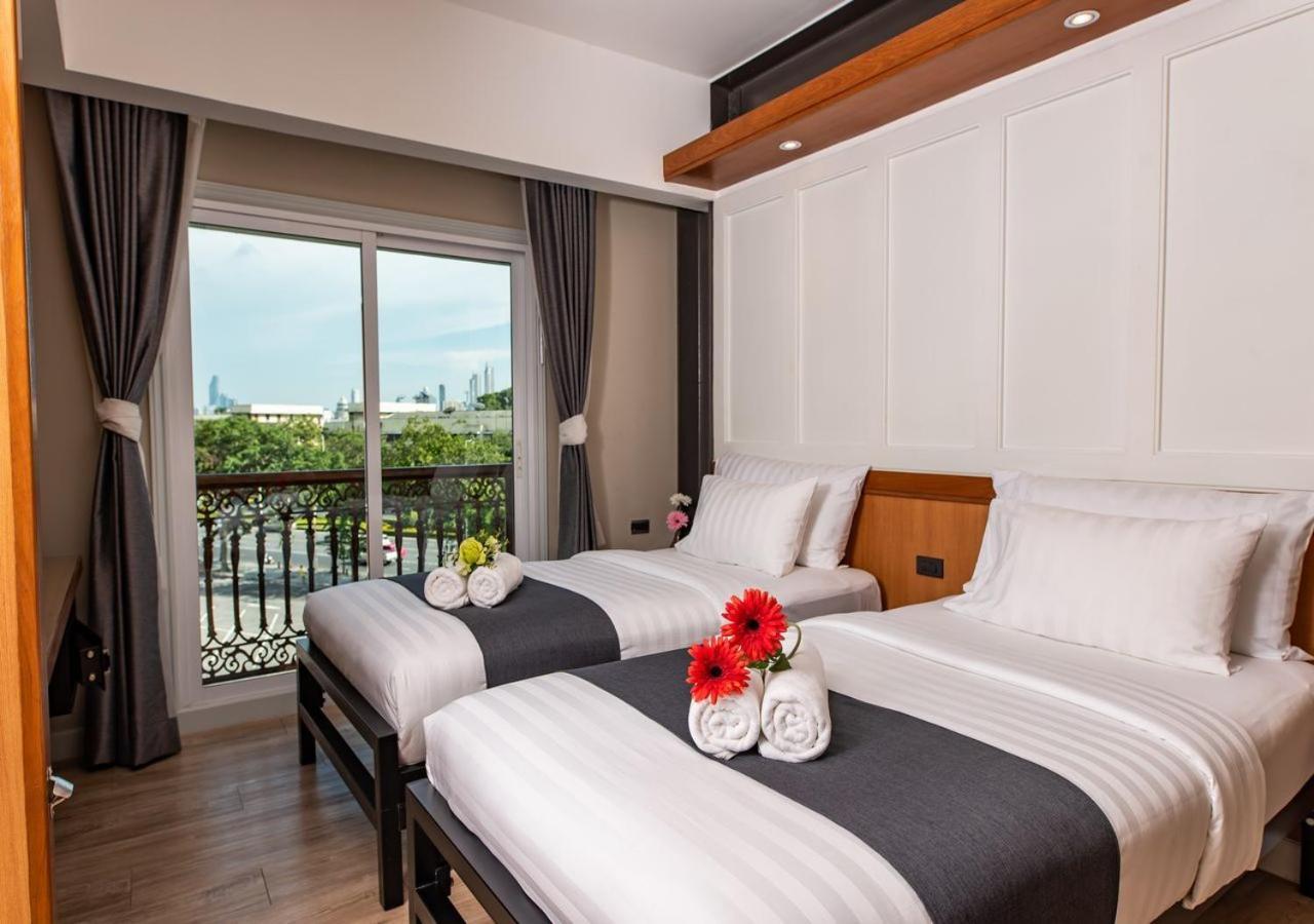 Dang Derm In The Park Khaosan Hotel Banguecoque Exterior foto