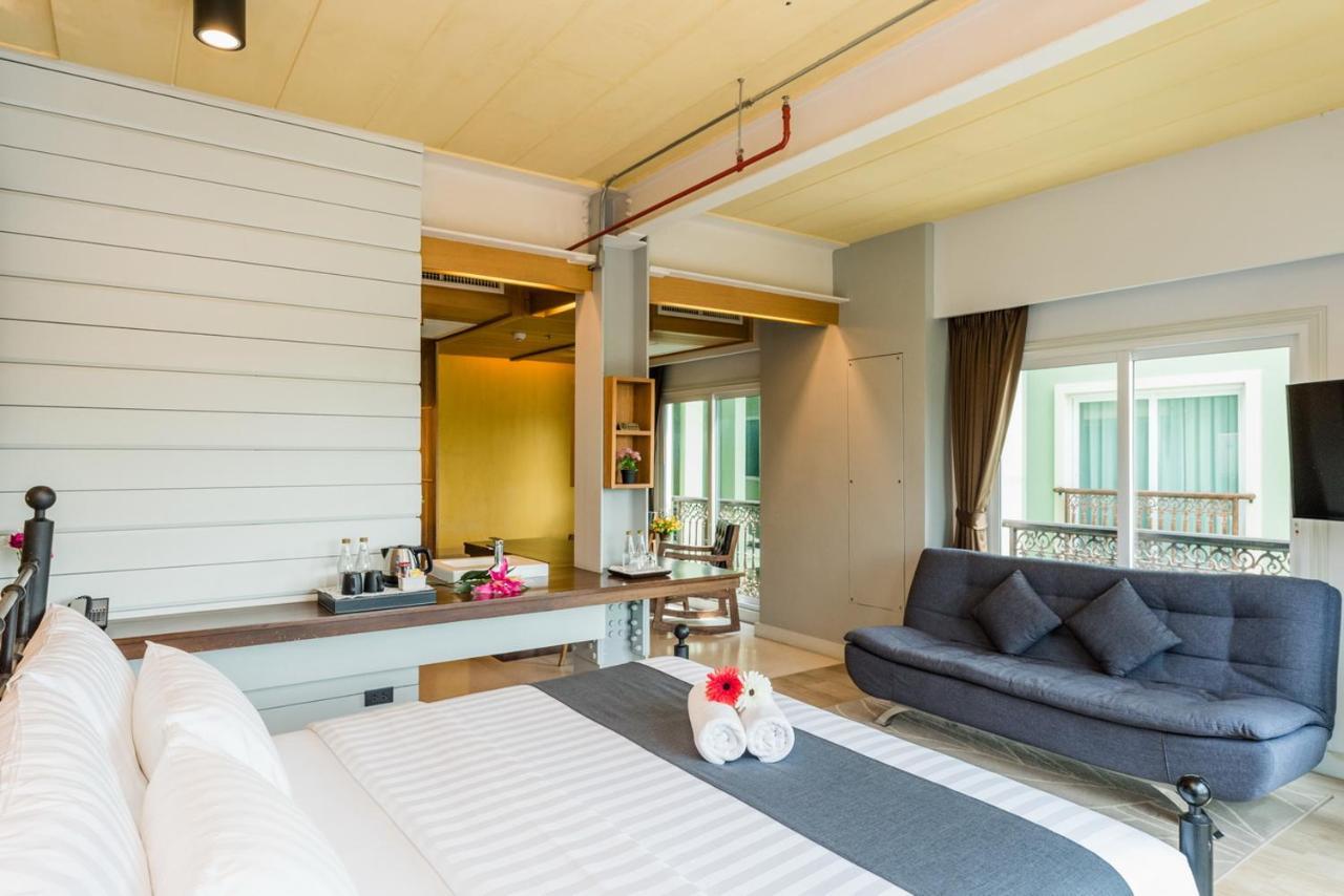 Dang Derm In The Park Khaosan Hotel Banguecoque Exterior foto